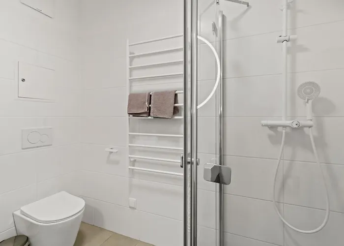 1-br With Outdoor Space - Onsite Parking For 19,90 Per Day * Viena