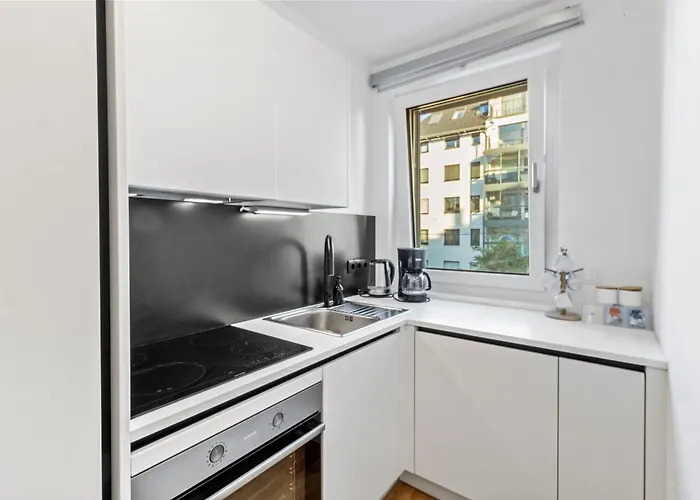 1-br With Outdoor Space - Onsite Parking For 19,90 Per Day *