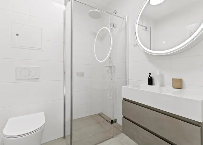 1-br With Outdoor Space - Onsite Parking For 19,90 Per Day Apartamento *